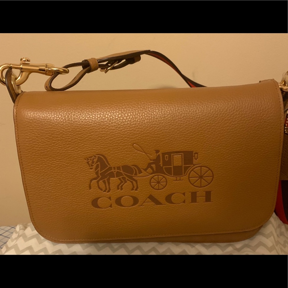 Coach Jes Messenger Brown